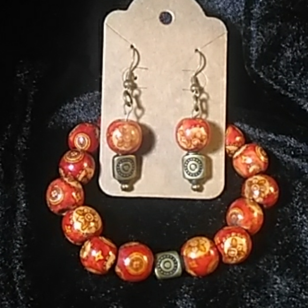 Stretch Bracelet and matching earrings